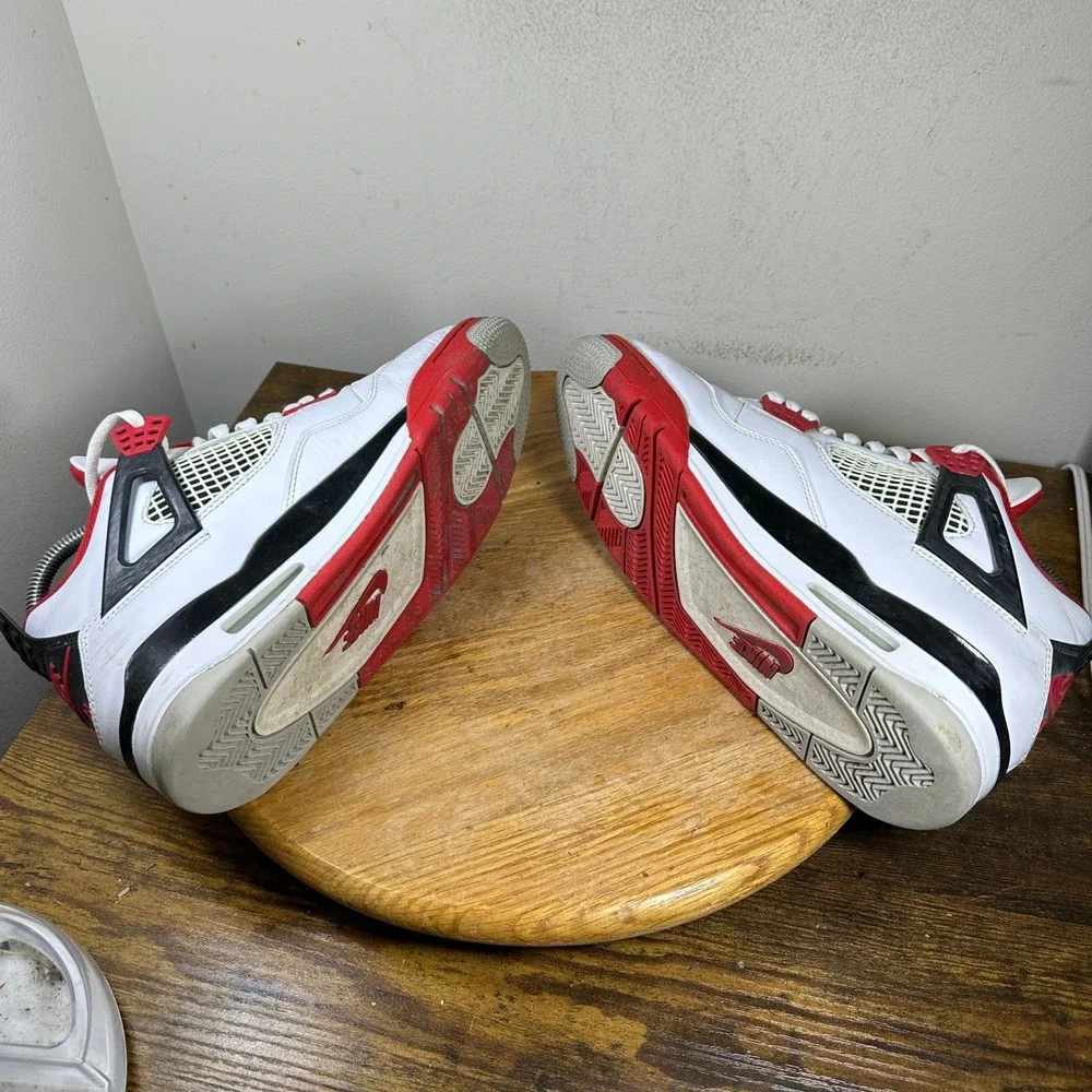 Jordan 4 Retro Fire Red 2020 Mens Size 7.5 White Black Red DC7770-160